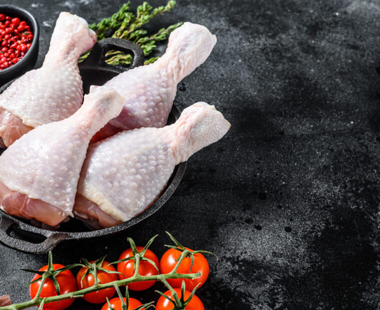 Fresh,Chicken,Drumsticks,,Legs,With,Ingredients,For,Cooking,In,A